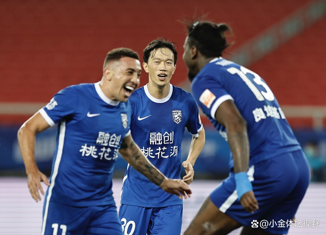 包含今晚本菲卡造点机会：中超节点到来，更衣室稳定，更衣室氛围转暖的词条