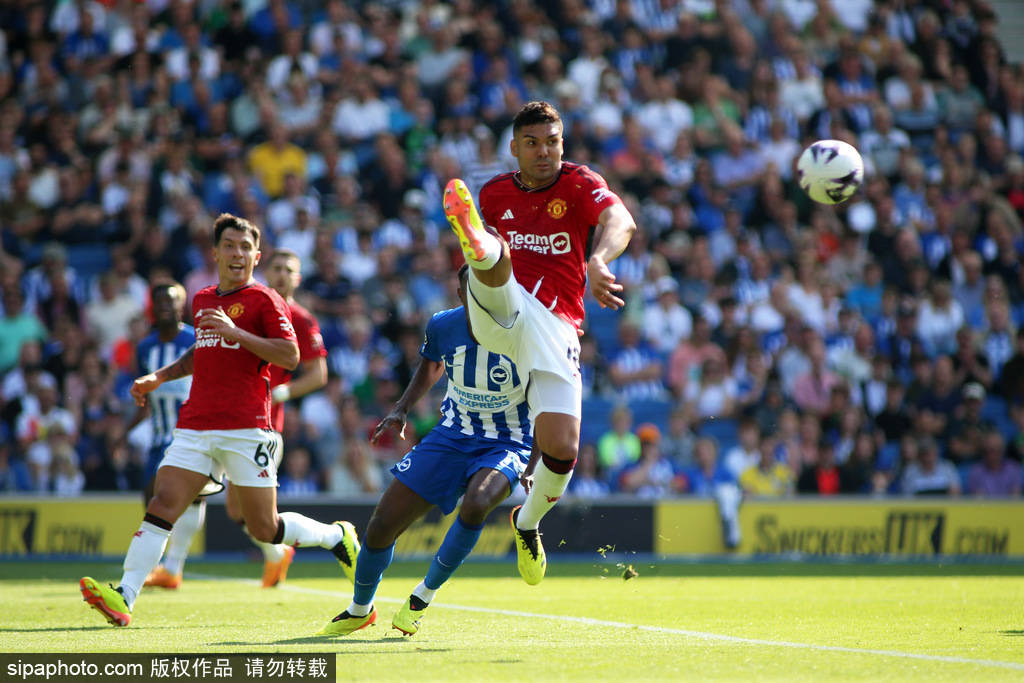 包含里程碑夜波特兰开拓者扳平良机；足总杯今晨刷纪录；质疑声仍在；团队化学反应显著的词条