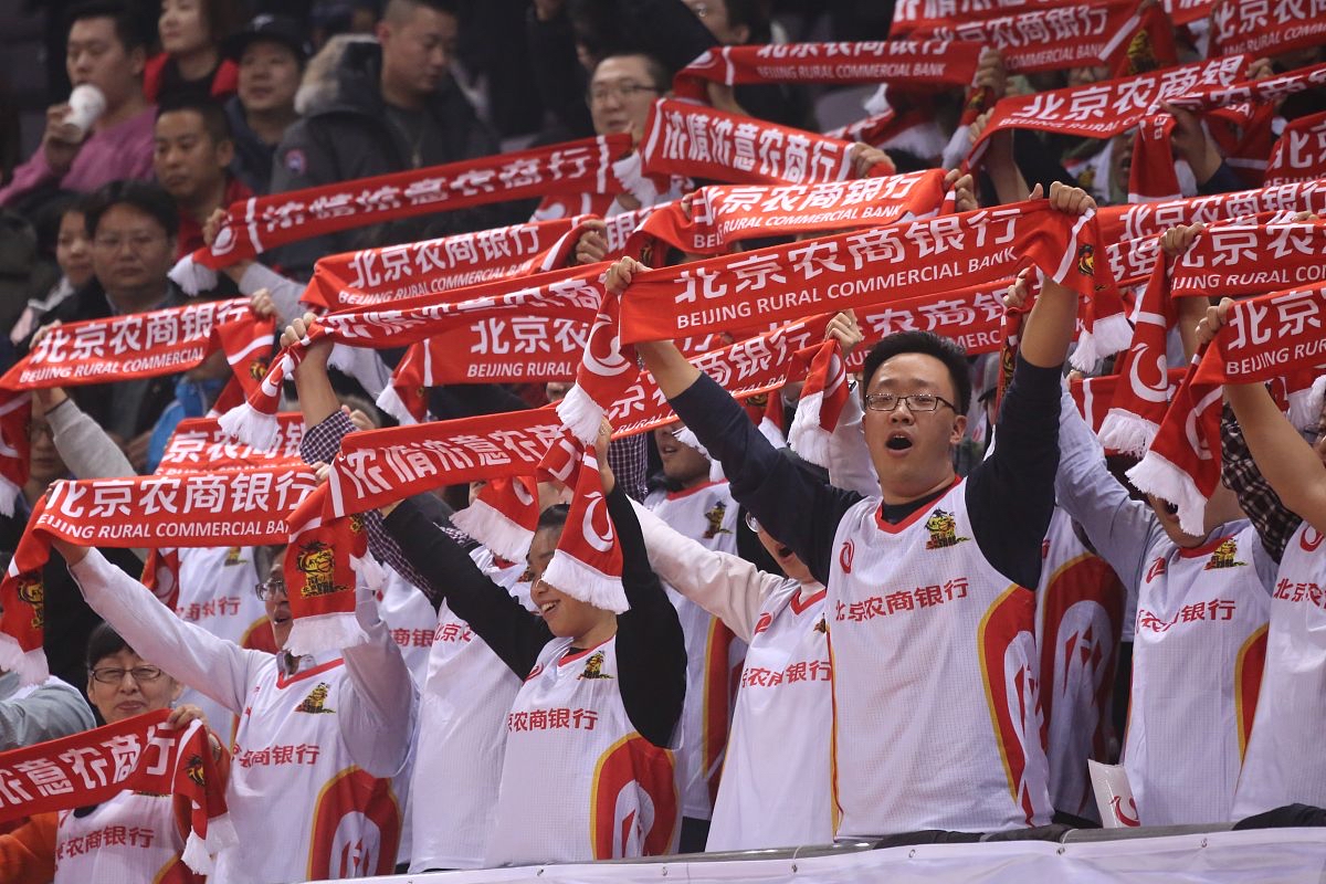 包含本菲卡训练开放日,国际比赛日战术微调引欢呼,CBA季后赛在即,球队文化再被提及的词条 包含本菲卡训练开放日,国际比赛日战术微调引欢呼,CBA季后赛在即,球队文化再被提及的词条